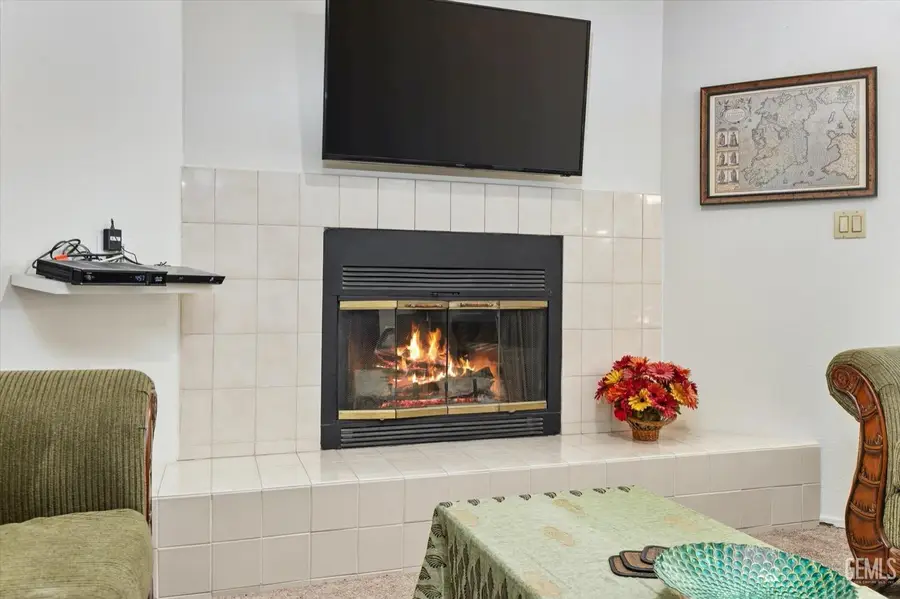 7330 STOCKDALE HIGHWAY #4, Bakersfield, CA 93309 - Image #3