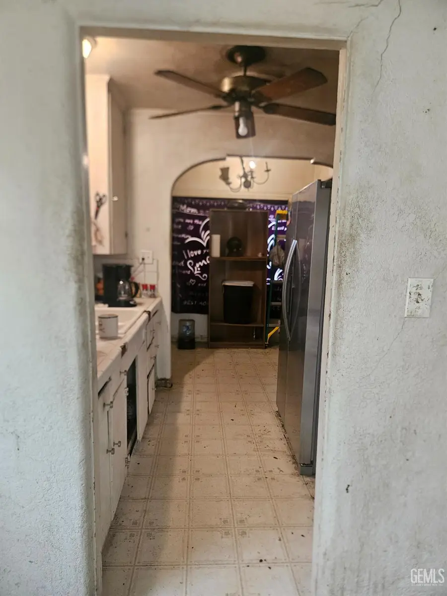 123 DOUGLAS STREET, Bakersfield, CA 93308 - Image #2