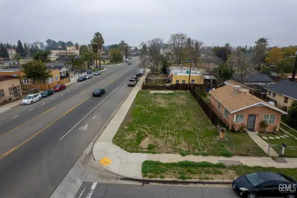 830 9TH STREET, Bakersfield, CA 93304