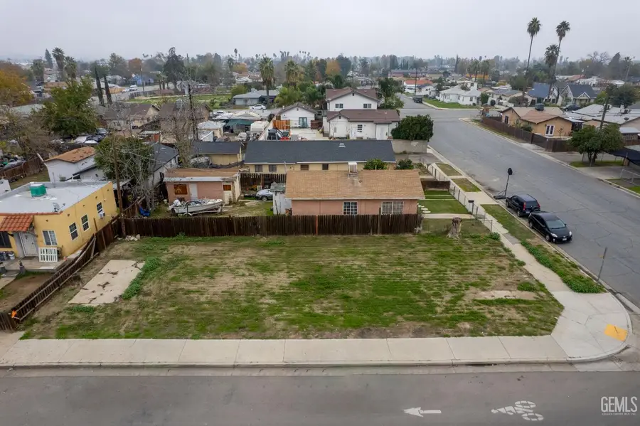 830 9TH STREET, Bakersfield, CA 93304 - Image #2