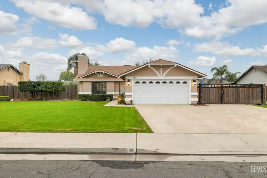 12113 NACELLE AVENUE, Bakersfield, CA 93312 - Image #3