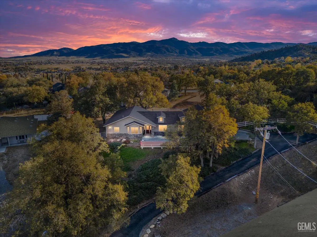 21412 CARRIAGE DRIVE, Tehachapi, CA 93561 - Image #1