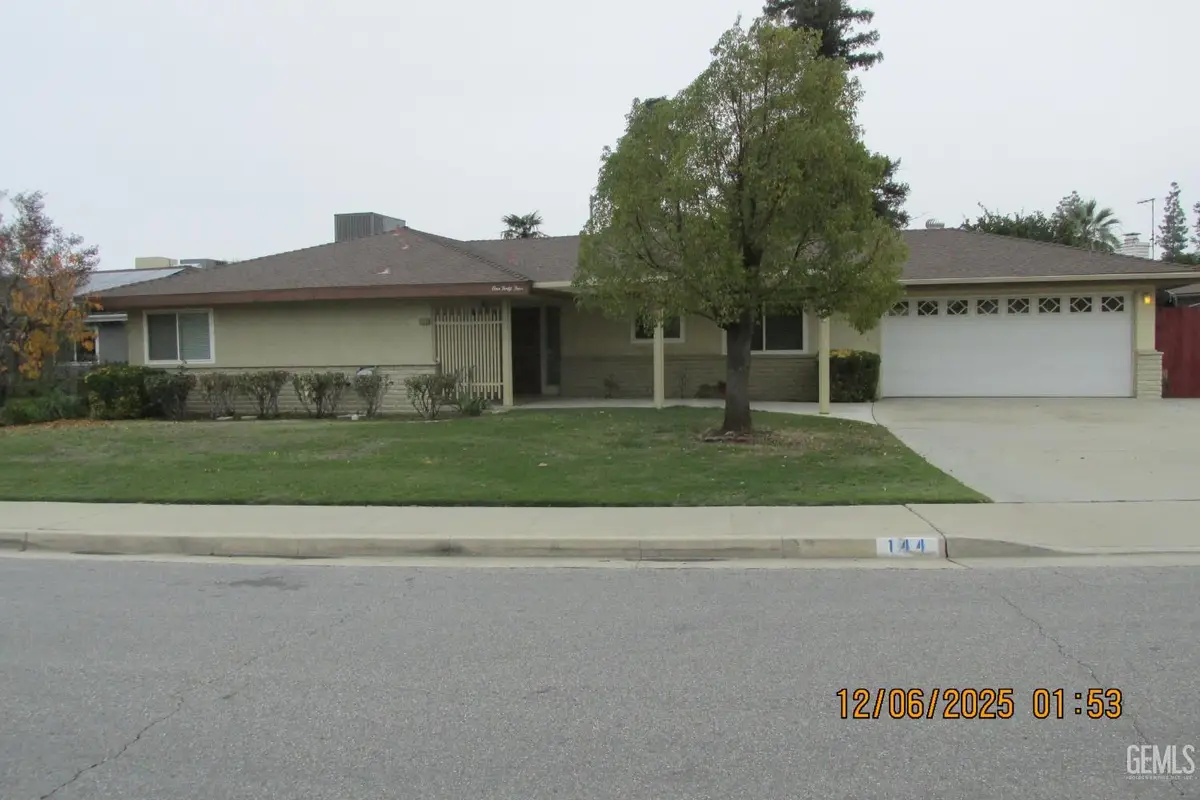 144 GLEN OAKS DRIVE, Bakersfield, CA 93309 - Image #1
