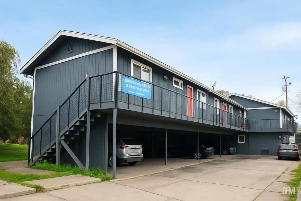 143 N F STREET, Porterville, CA 93257 - Image #1