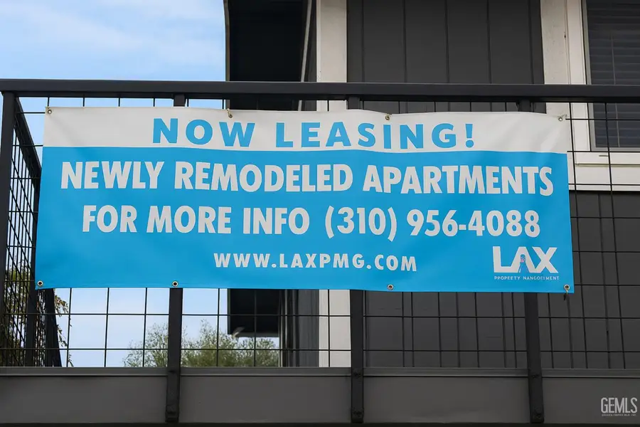 143 N F STREET, Porterville, CA 93257 - Image #2