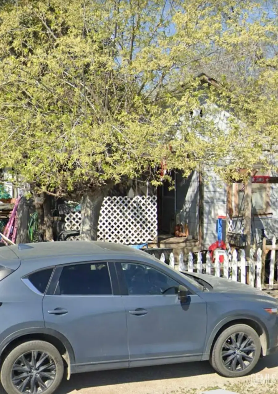 201 JEFFERSON STREET, Taft, CA 93268 - Image #2