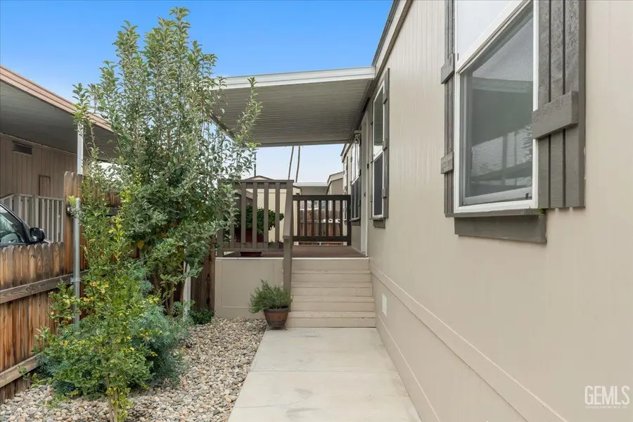 232 VIVIAN STREET, Bakersfield, CA 93308 - Image #3