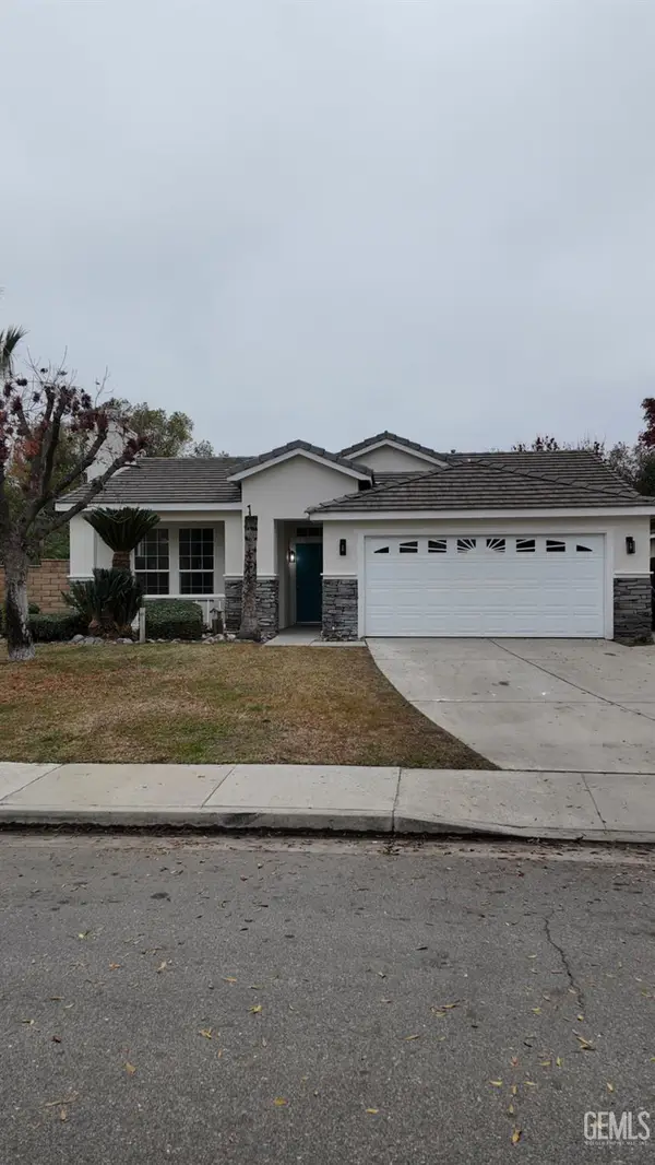 8510 MAINSAIL DRIVE, Bakersfield, CA 93312