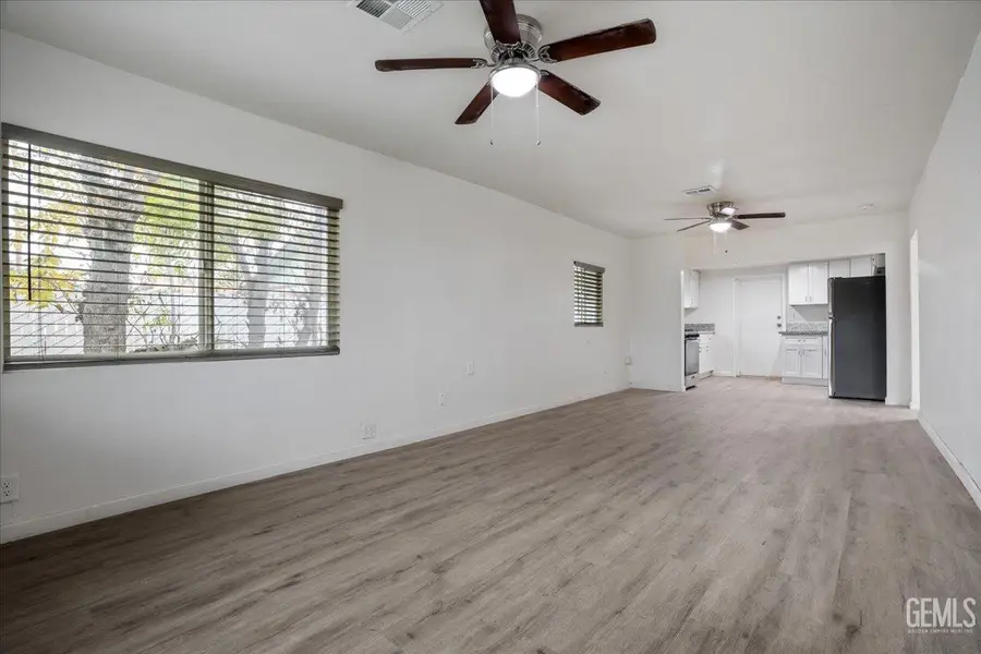 710 WILLOW DRIVE, Bakersfield, CA 93308 - Image #3