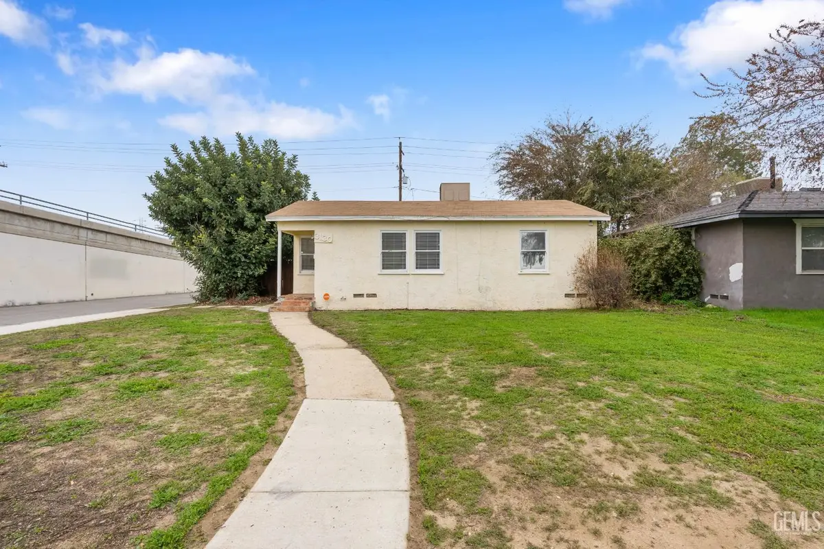 3130 16TH STREET, Bakersfield, CA 93301 - Image #1