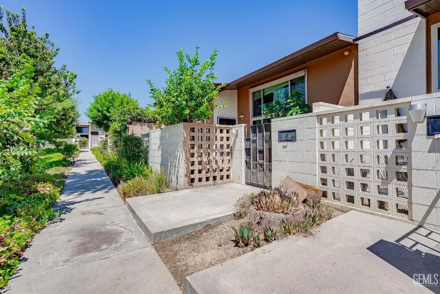 3901 UNION AVENUE #8, Bakersfield, CA 93305 - Image #2