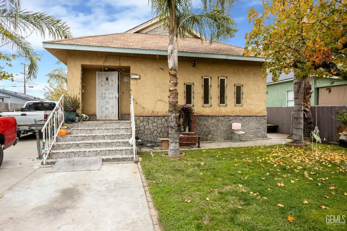 518 MONTEREY STREET, Bakersfield, CA 93305 - Image #1