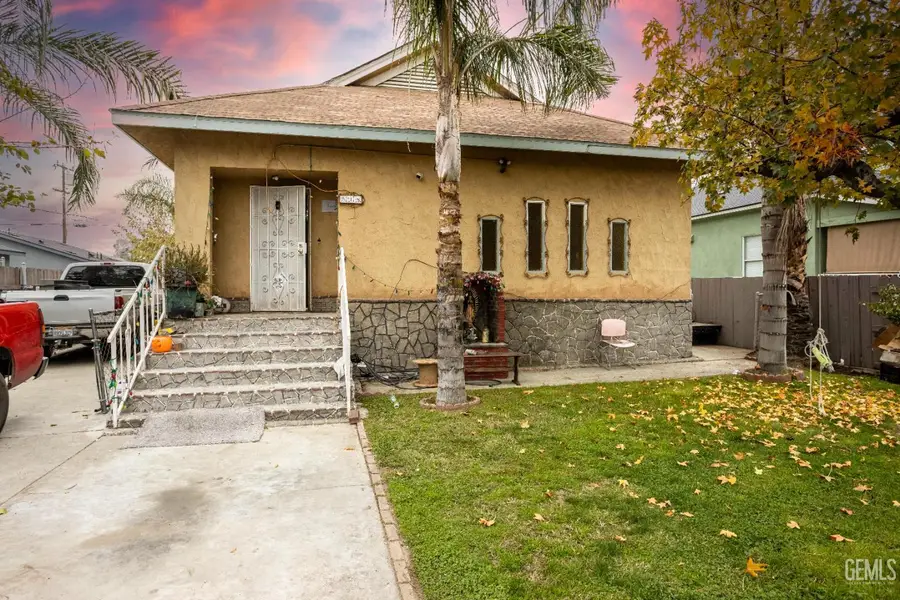 518 MONTEREY STREET, Bakersfield, CA 93305 - Image #2