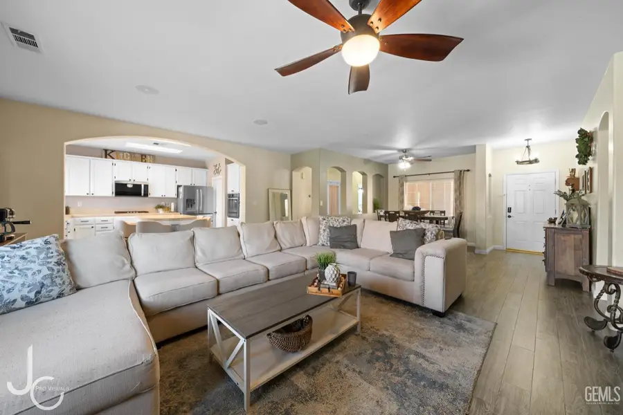 11102 VISTA DEL RANCHO DRIVE, Bakersfield, CA 93311 - Image #2