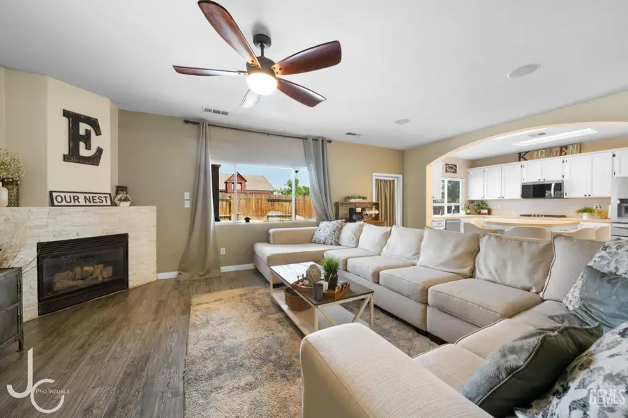 11102 VISTA DEL RANCHO DRIVE, Bakersfield, CA 93311 - Image #3