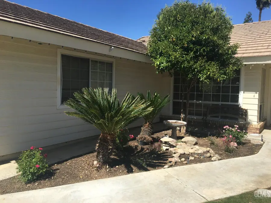 3311 PETITE SIRAH STREET, Bakersfield, CA 93306 - Image #3