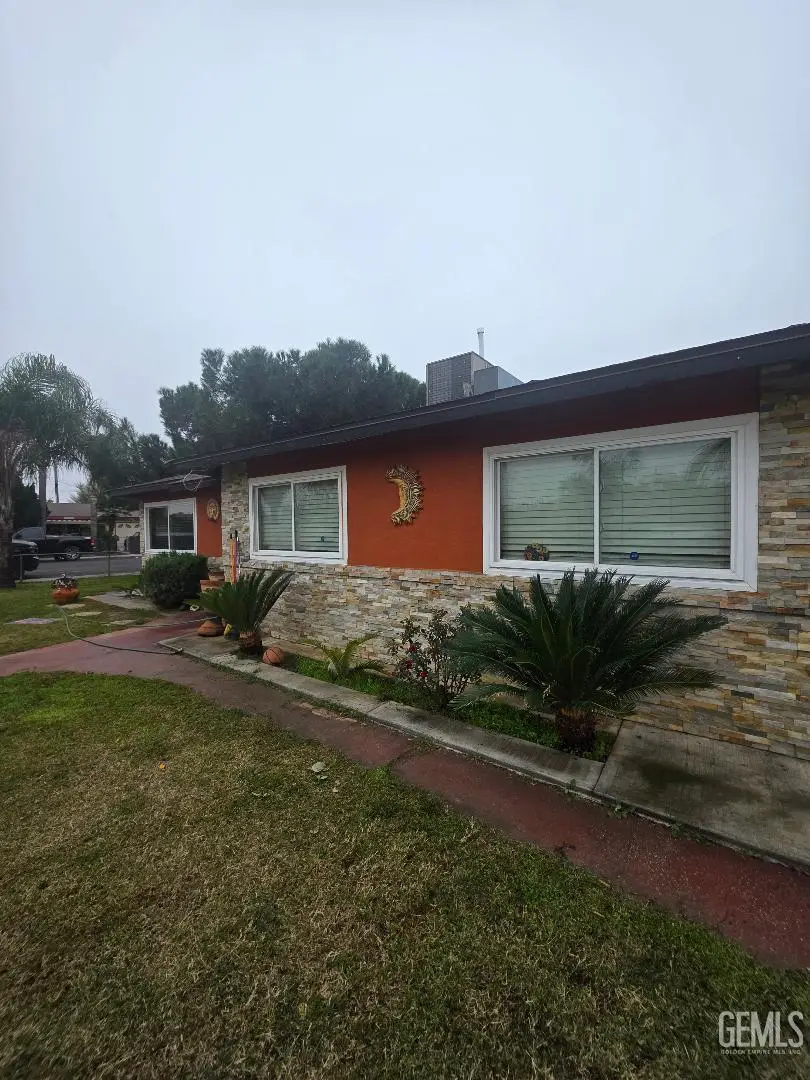 901 BELMONT STREET, Delano, CA 93215 - Image #2