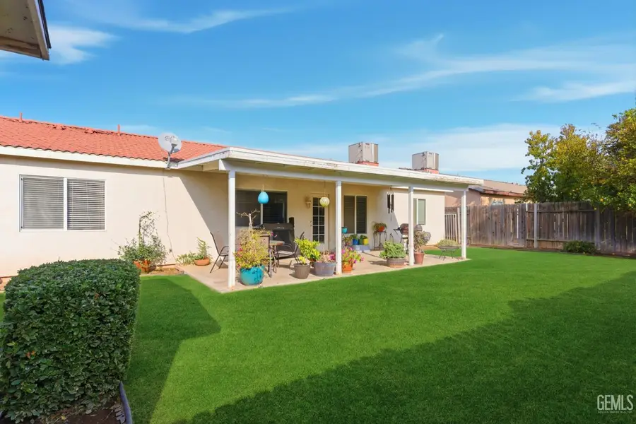 5513 LA PINTA MARIA DRIVE, Bakersfield, CA 93307 - Image #2