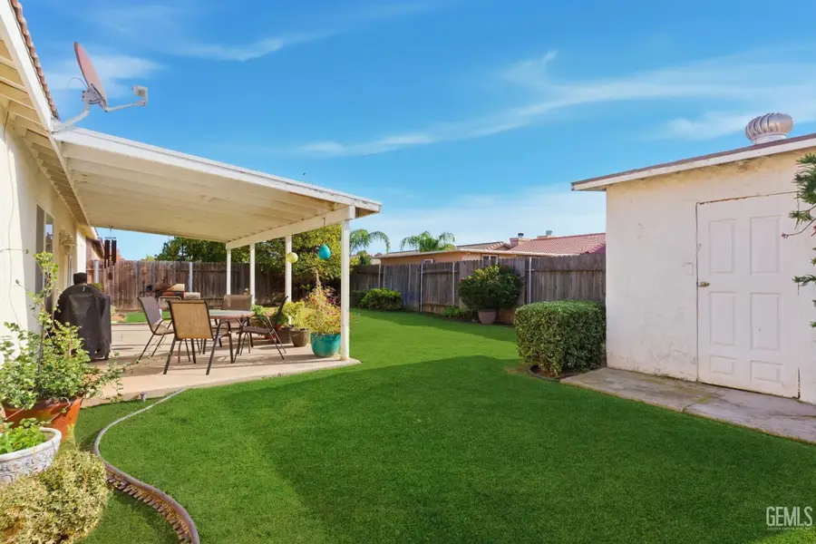 5513 LA PINTA MARIA DRIVE, Bakersfield, CA 93307 - Image #3