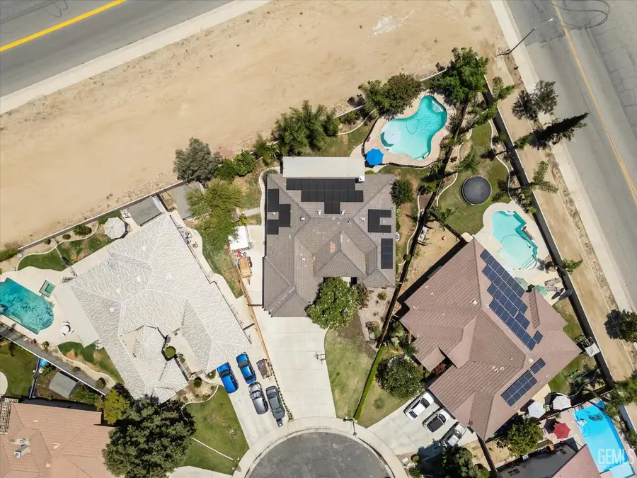 15321 N LAKE BERRYESSA COURT, Bakersfield, CA 93314 - Image #3