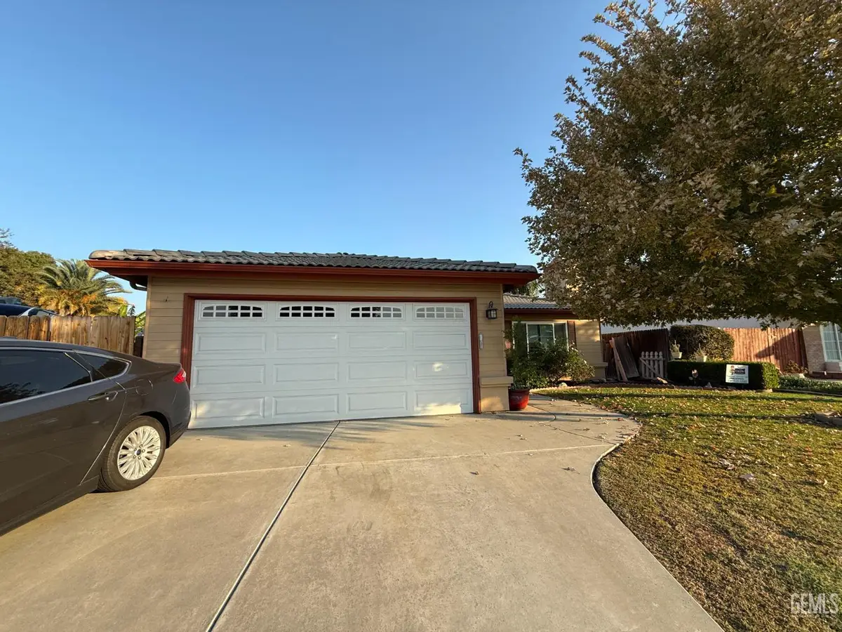 9510 COLFAX COURT, Bakersfield, CA 93312 - Image #1