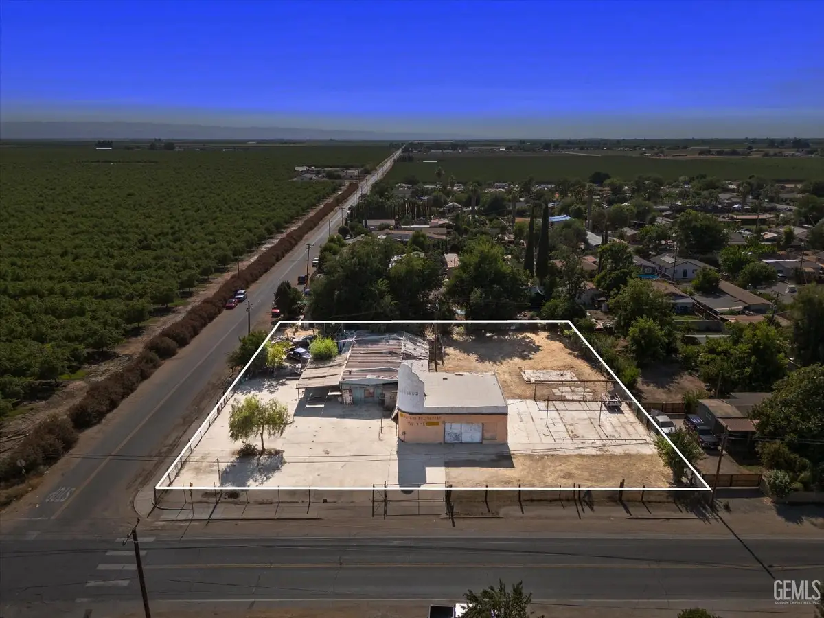 18499 SHAFTER AVENUE, Shafter, CA 93263 - Image #1