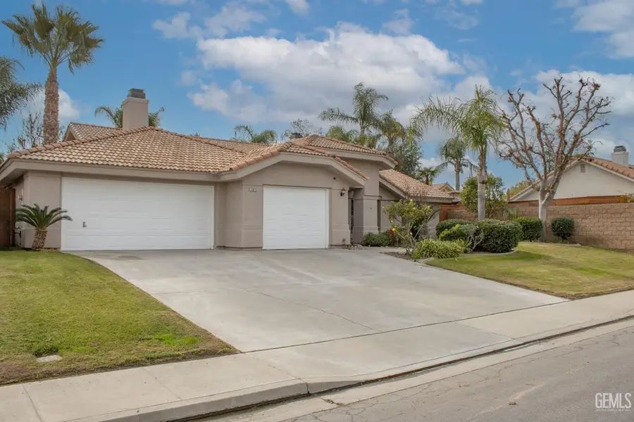 13813 TOLUCA DRIVE, Bakersfield, CA 93314 - Image #2