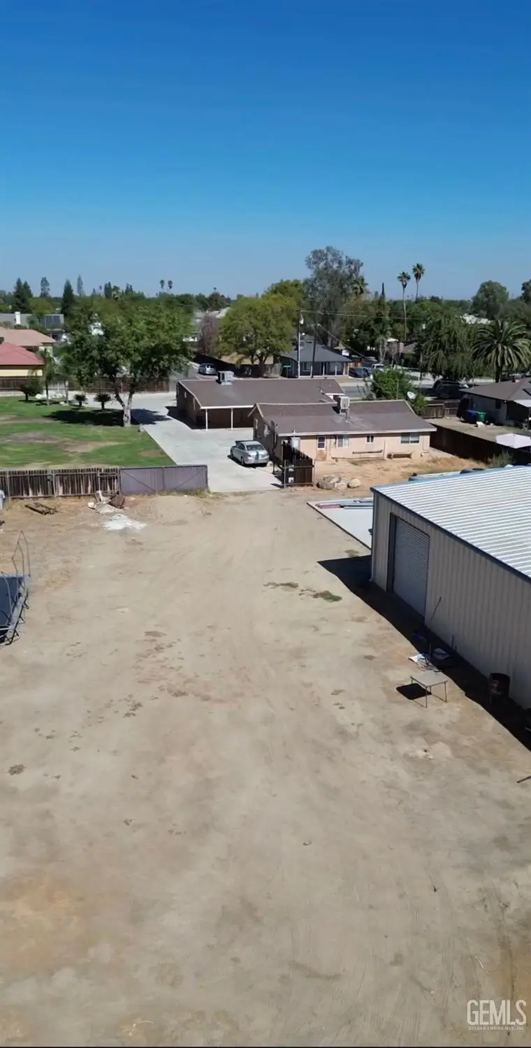 10931 SHELLABARGER ROAD, Bakersfield, CA 93312 - Image #2