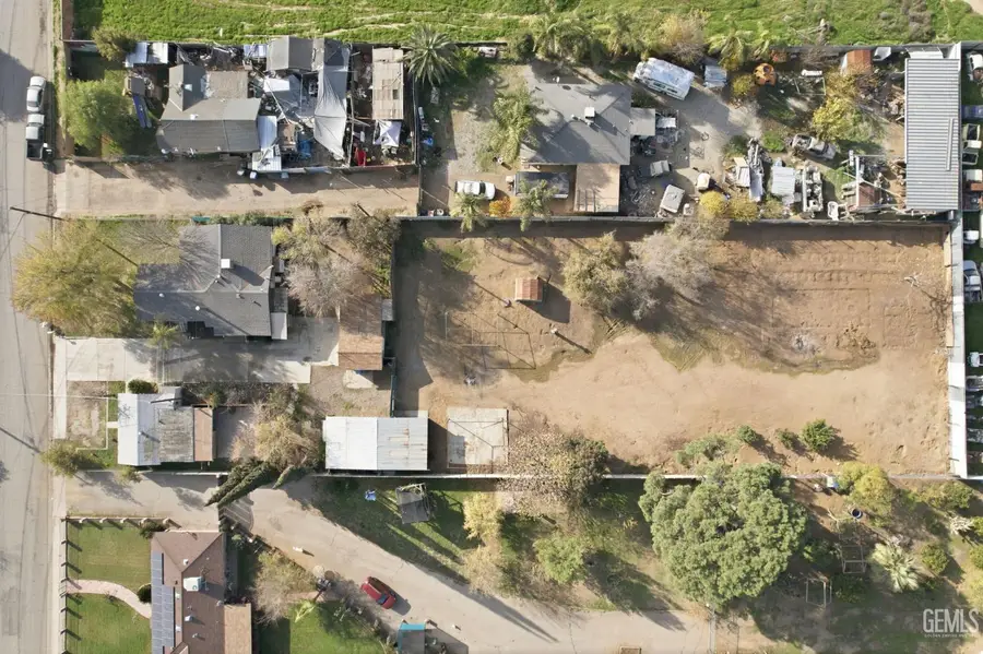 2930 POTOMAC AVENUE, Bakersfield, CA 93307 - Image #3