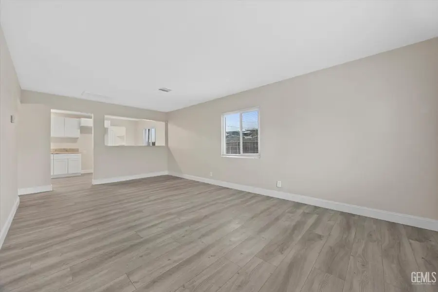 5900 LEO STREET, Bakersfield, CA 93307 - #2