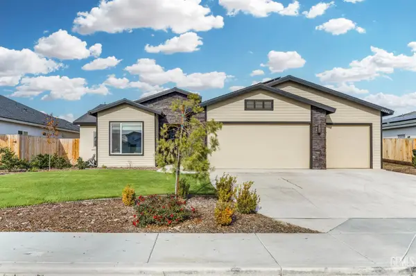 14964 PAMS WAY, Bakersfield, CA 93314