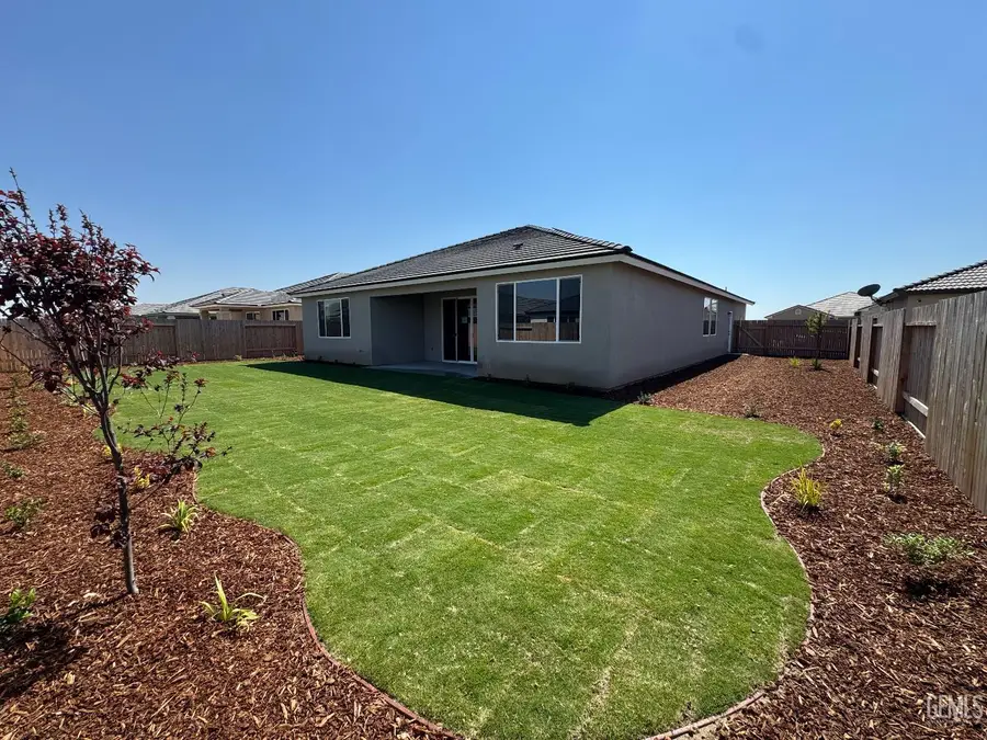 11110 ALCAZAR AVENUE, Bakersfield, CA 93311 - #3