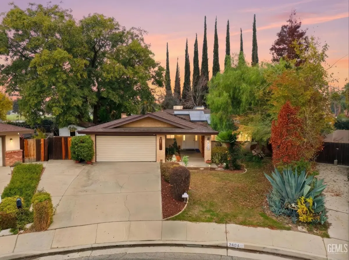 2404 PRESTWICK COURT, Bakersfield, CA 93309 - #1