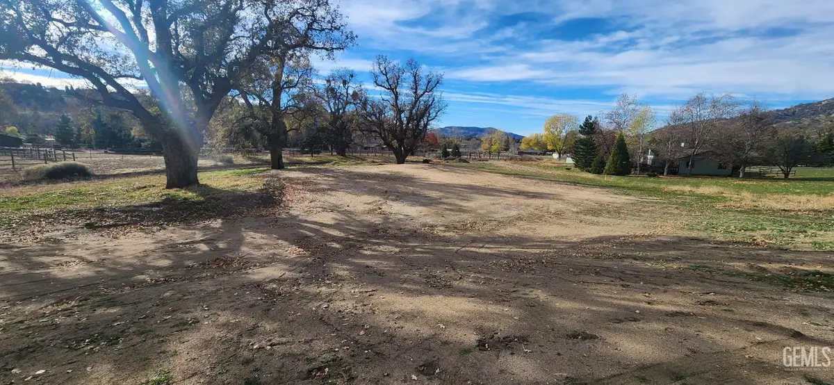 26600 BEAR VALLEY ROAD, Tehachapi, CA 93561 - #1