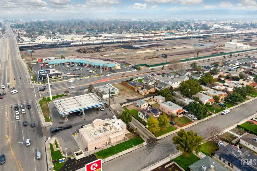 3109 CALIFORNIA AVENUE, Bakersfield, CA 93304 - Image #3
