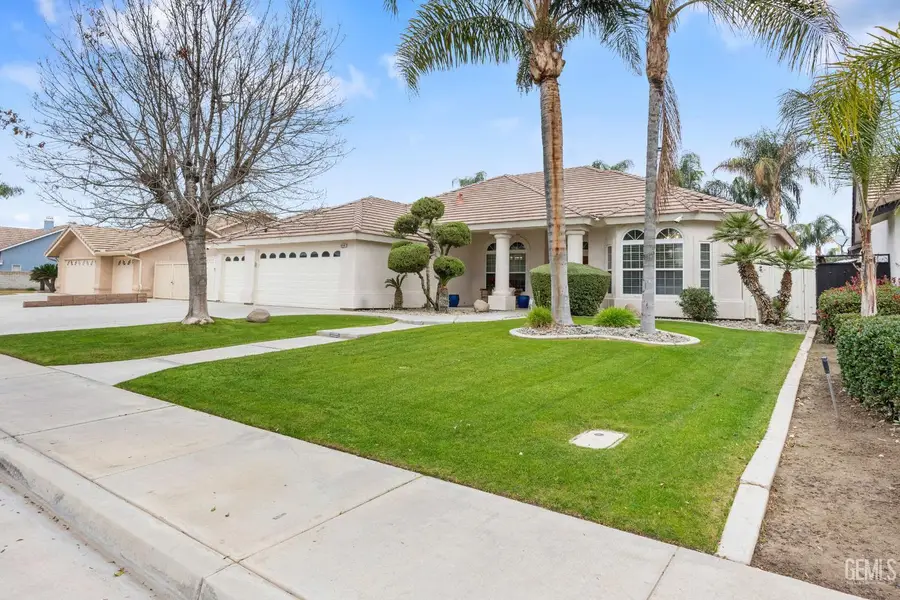 3904 WATERFALL CANYON DRIVE, Bakersfield, CA 93313 - Image #3