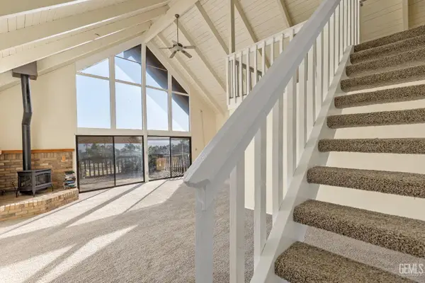 23941 JACARANDA DRIVE, Tehachapi, CA 93561