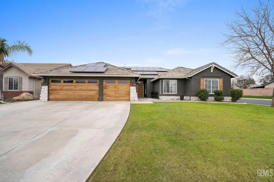 11502 MERCATELLO AVENUE, Bakersfield, CA 93312 - Image #2