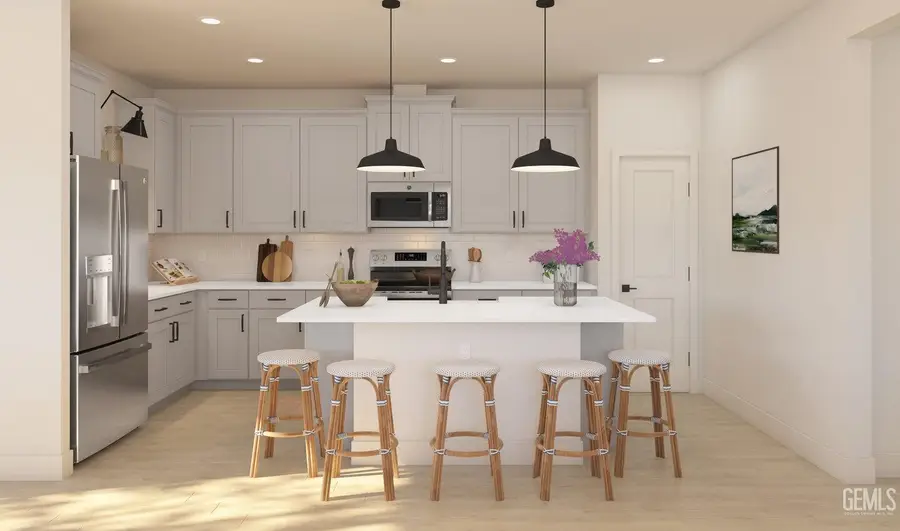 7613 RIZZUTO STREET, Bakersfield, CA 93313 - Image #3