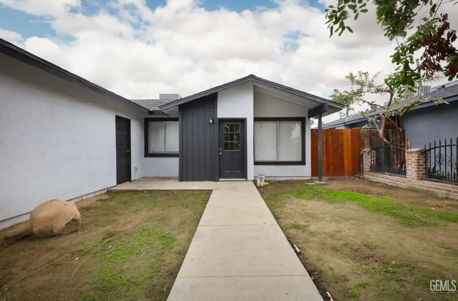 1040 IRIS STREET, Wasco, CA 93280 - Image #3