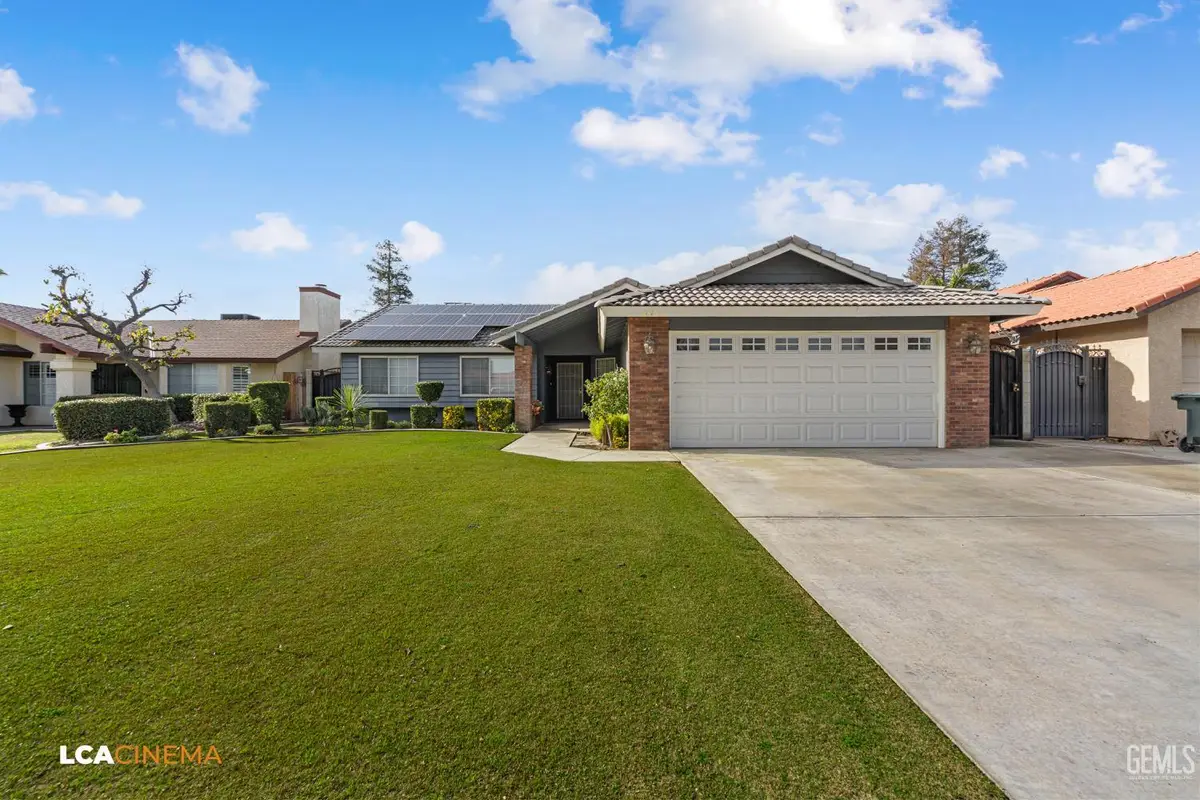 3717 ABBOTT DRIVE, Bakersfield, CA 93312 - Image #1