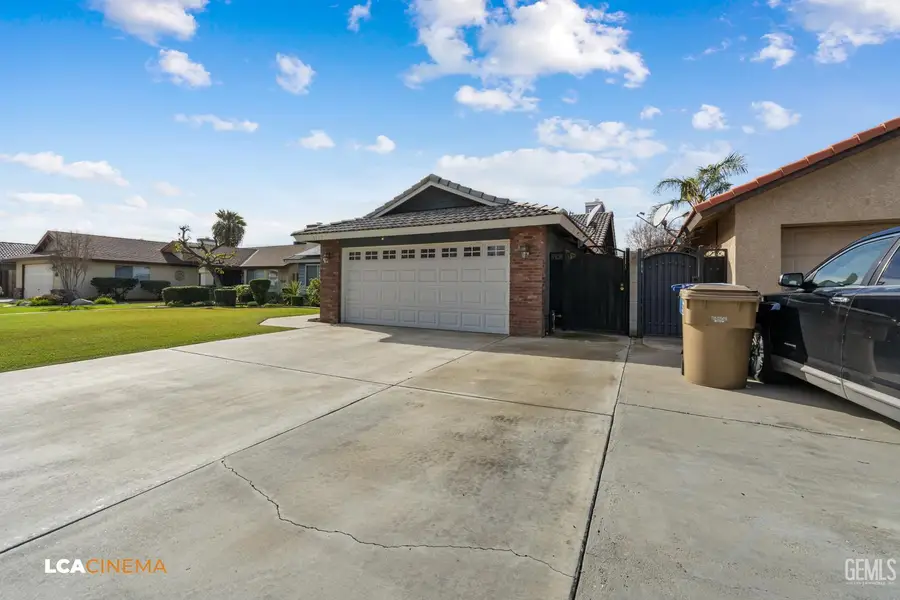3717 ABBOTT DRIVE, Bakersfield, CA 93312 - Image #3