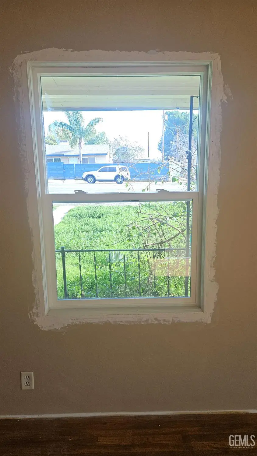 2516 ALTA VISTA DRIVE, Bakersfield, CA 93305 - Image #3