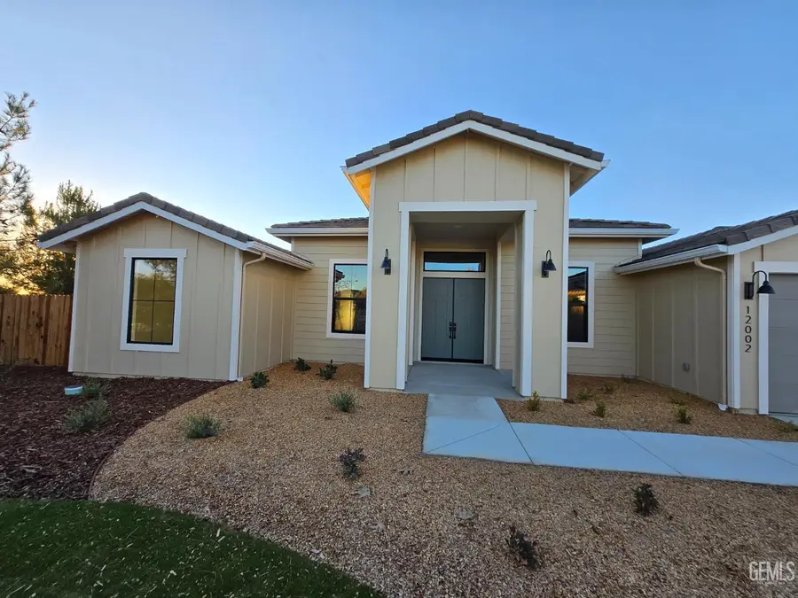 12002 MARQUISE DRIVE, Bakersfield, CA 93306 - Image #3