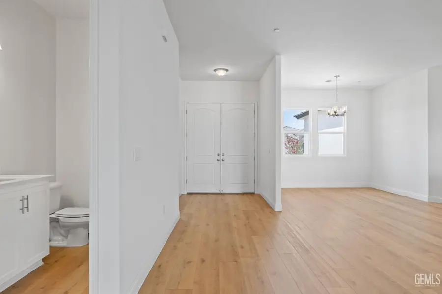 7516 RUTHBURG WAY, Bakersfield, CA 93314 - #3