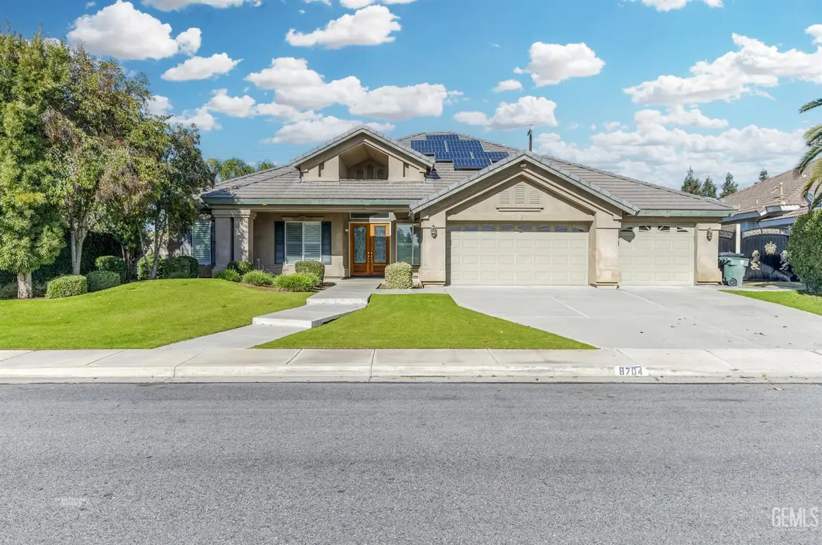8704 EXODUS LANE, Bakersfield, CA 93312 - Image #1