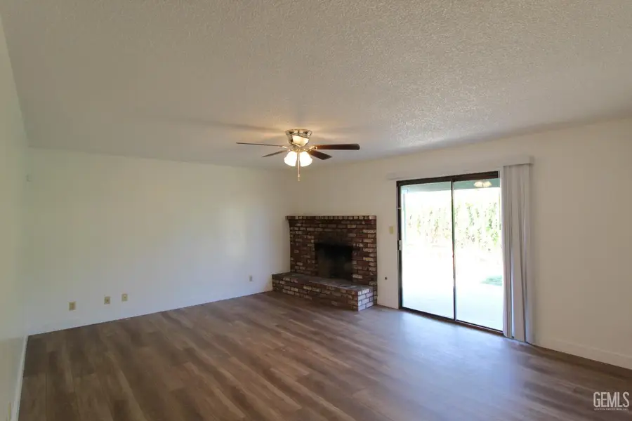 532 FRANCIS STREET, Bakersfield, CA 93308 - Image #3