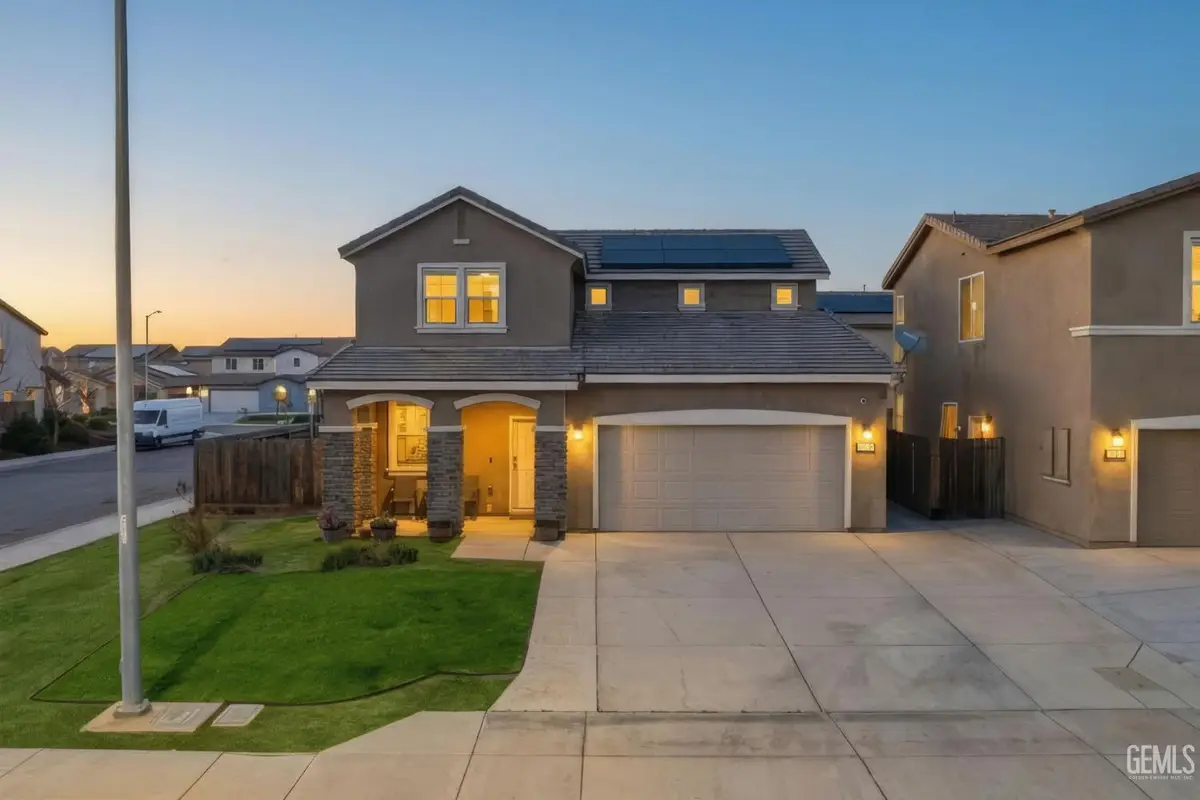 5828 COMMONWEALTH AVENUE, Bakersfield, CA 93313 - Image #1