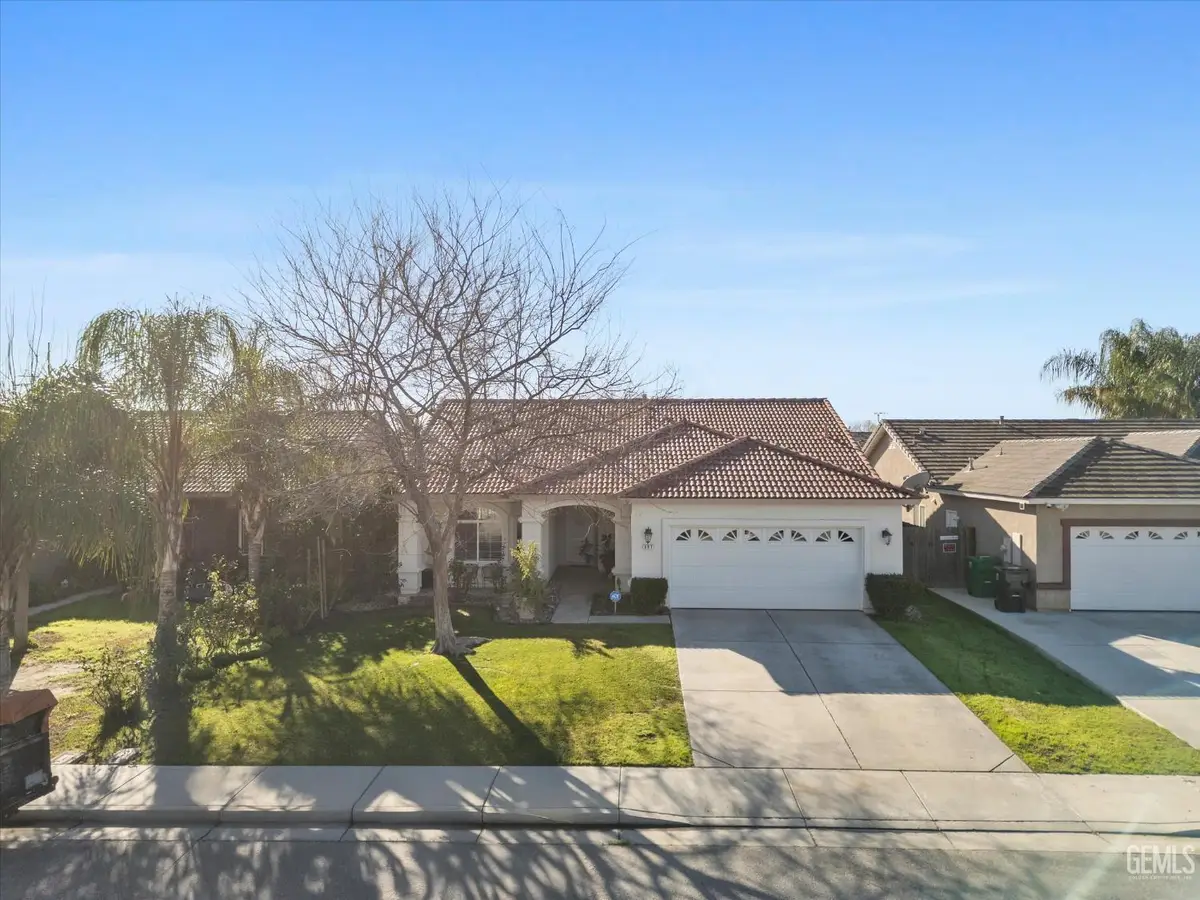 607 NEW ZEALAND DRIVE, Bakersfield, CA 93307 - Image #1