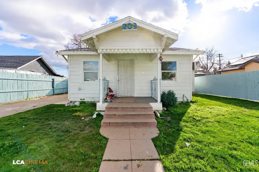 203 E MONETA AVENUE, Bakersfield, CA 93308 - Image #2